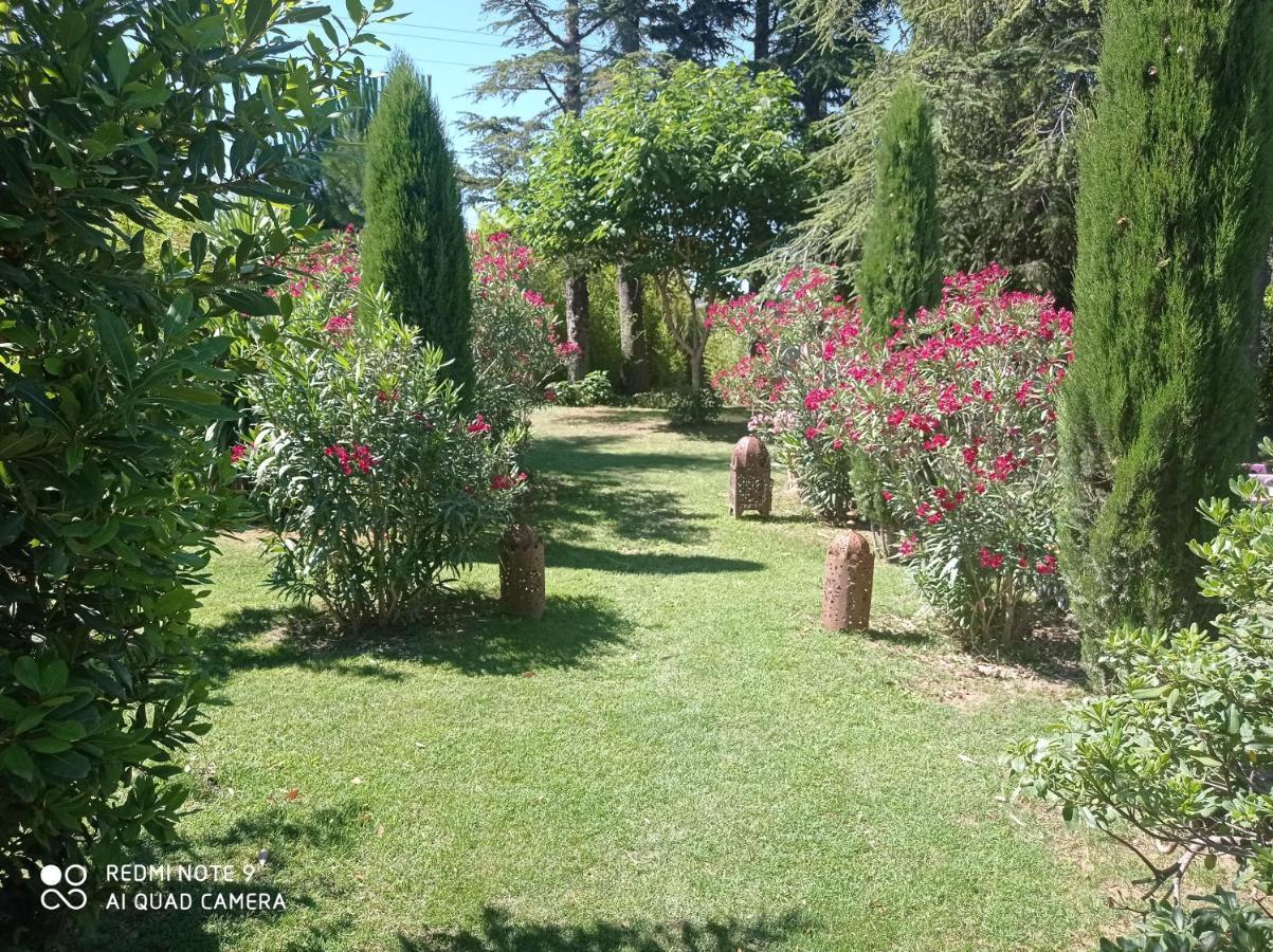Appartements Et Valréas 外观 照片