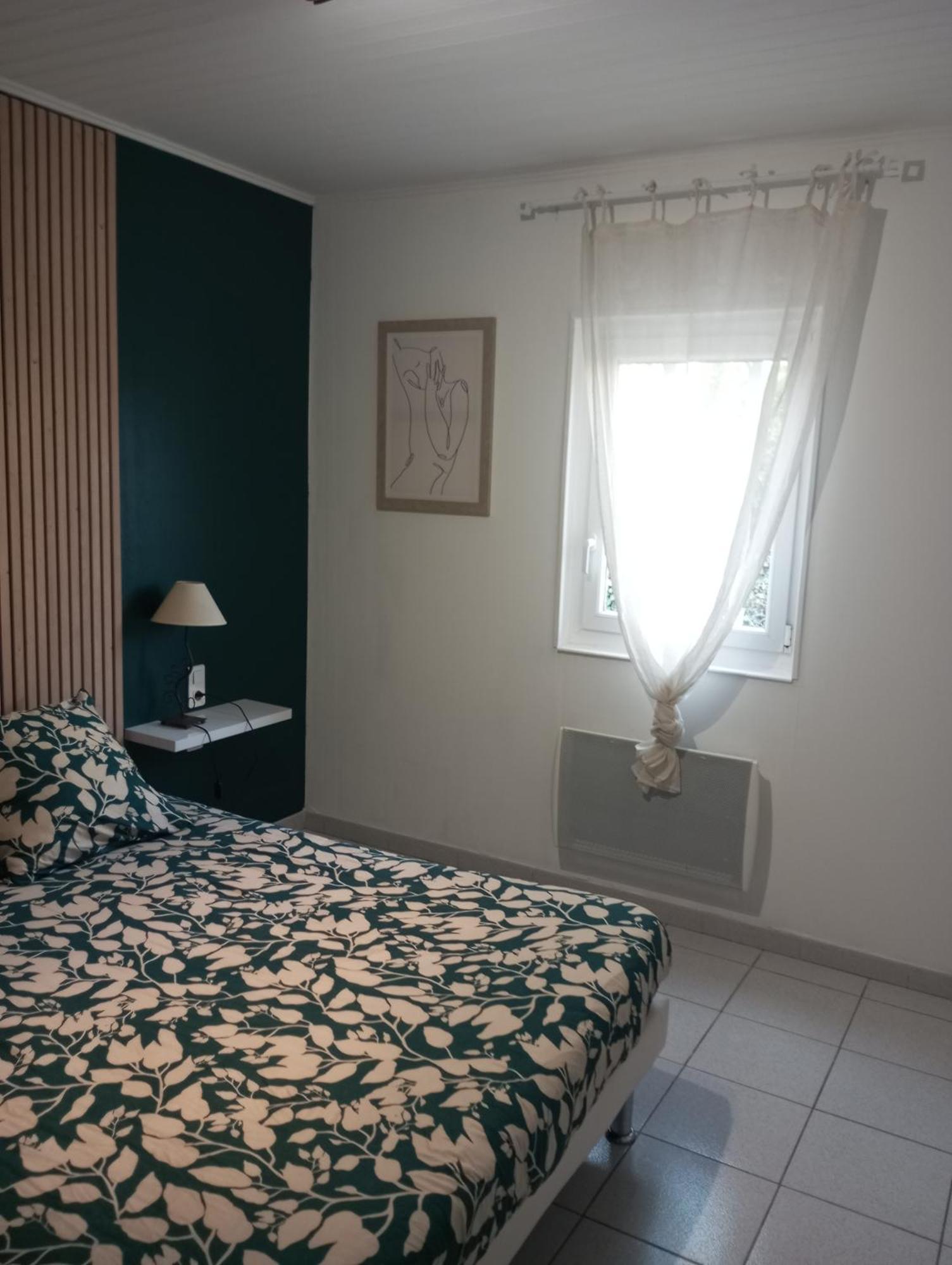 Appartements Et Valréas 外观 照片